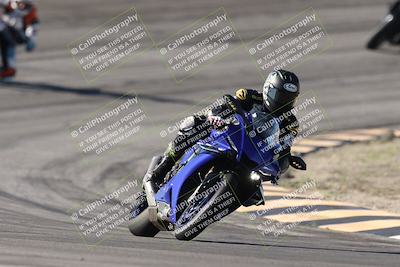 media/Jan-15-2026-Racers Edge (Thu) [[dfebeb70ab]]/3-B Group/Session 2 (Bowl Exit)/